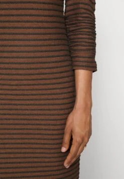 TOM TAILOR Denim Dress With Sleeve Detail - Jurk - Grey Amber -Tom Tailor 00b962f231a64c8f9e4690881e36ed63