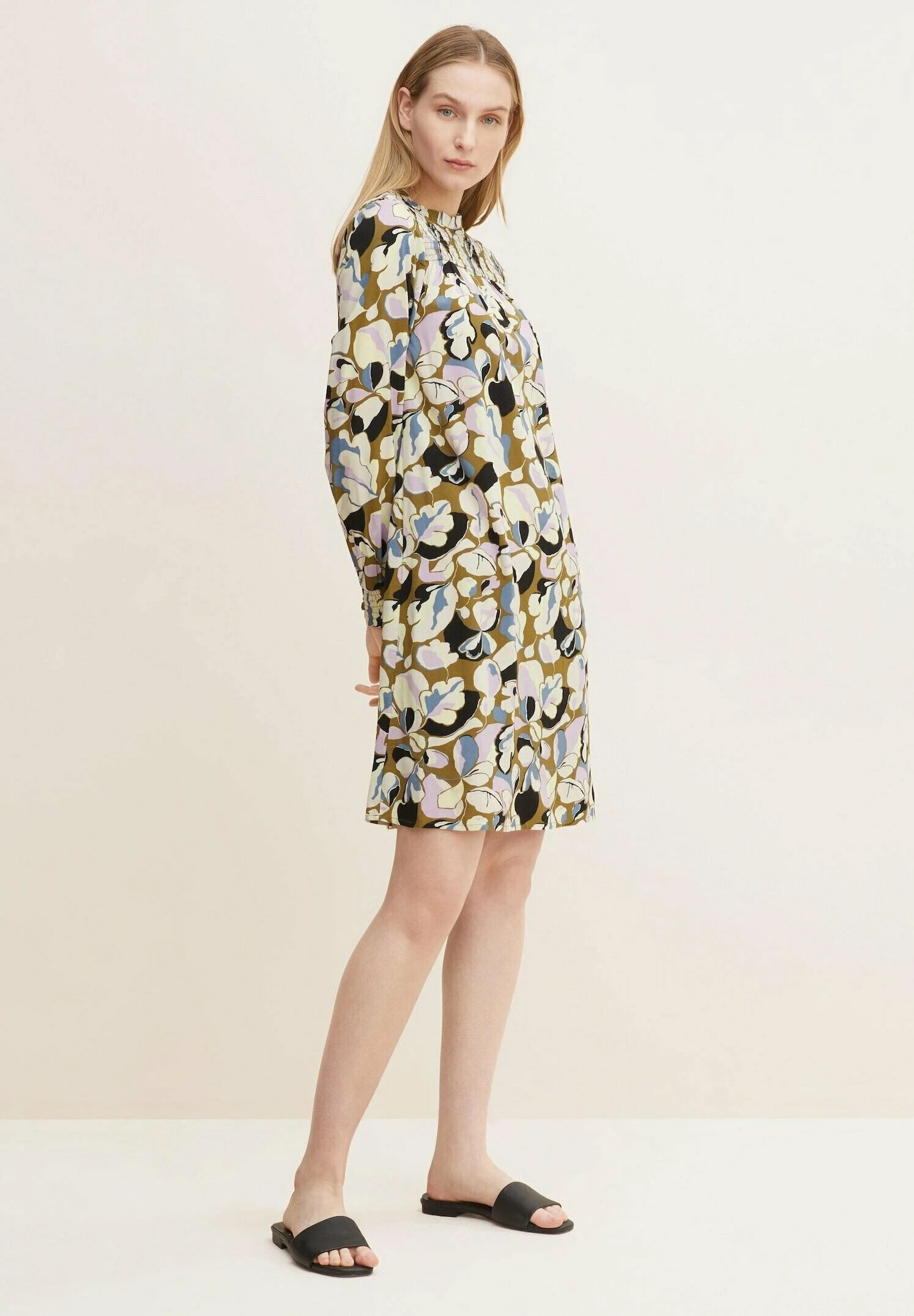 Tom Tailor Mit Printmuster - Jurk - Olive Colorful Floral Design 3 Tom Tailor Mit Printmuster - Jurk - Olive Colorful Floral Design - Afbeelding 3