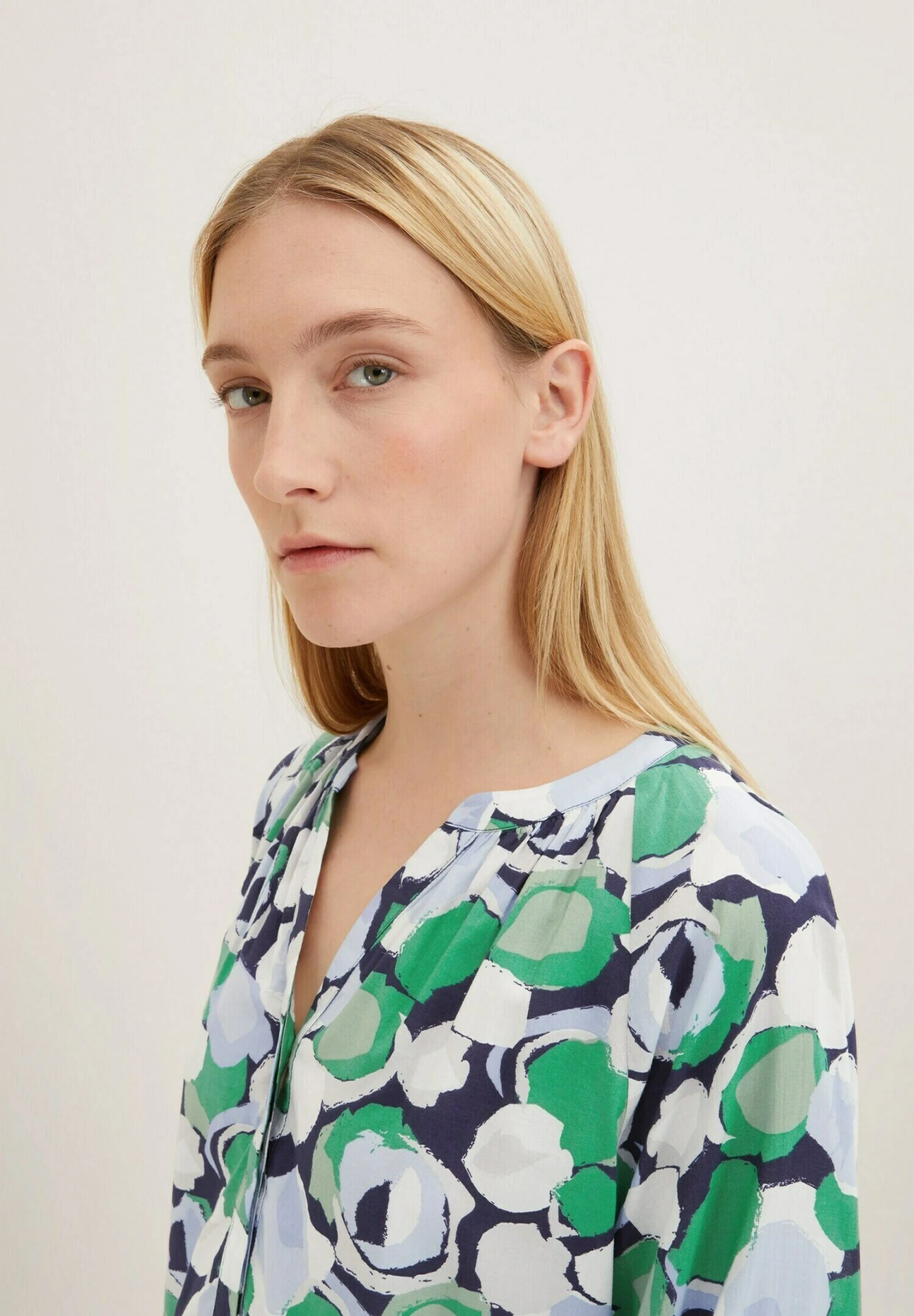 Tom Tailor Blouse - Green Flower Design 4 Tom Tailor Blouse - Green Flower Design - Afbeelding 4