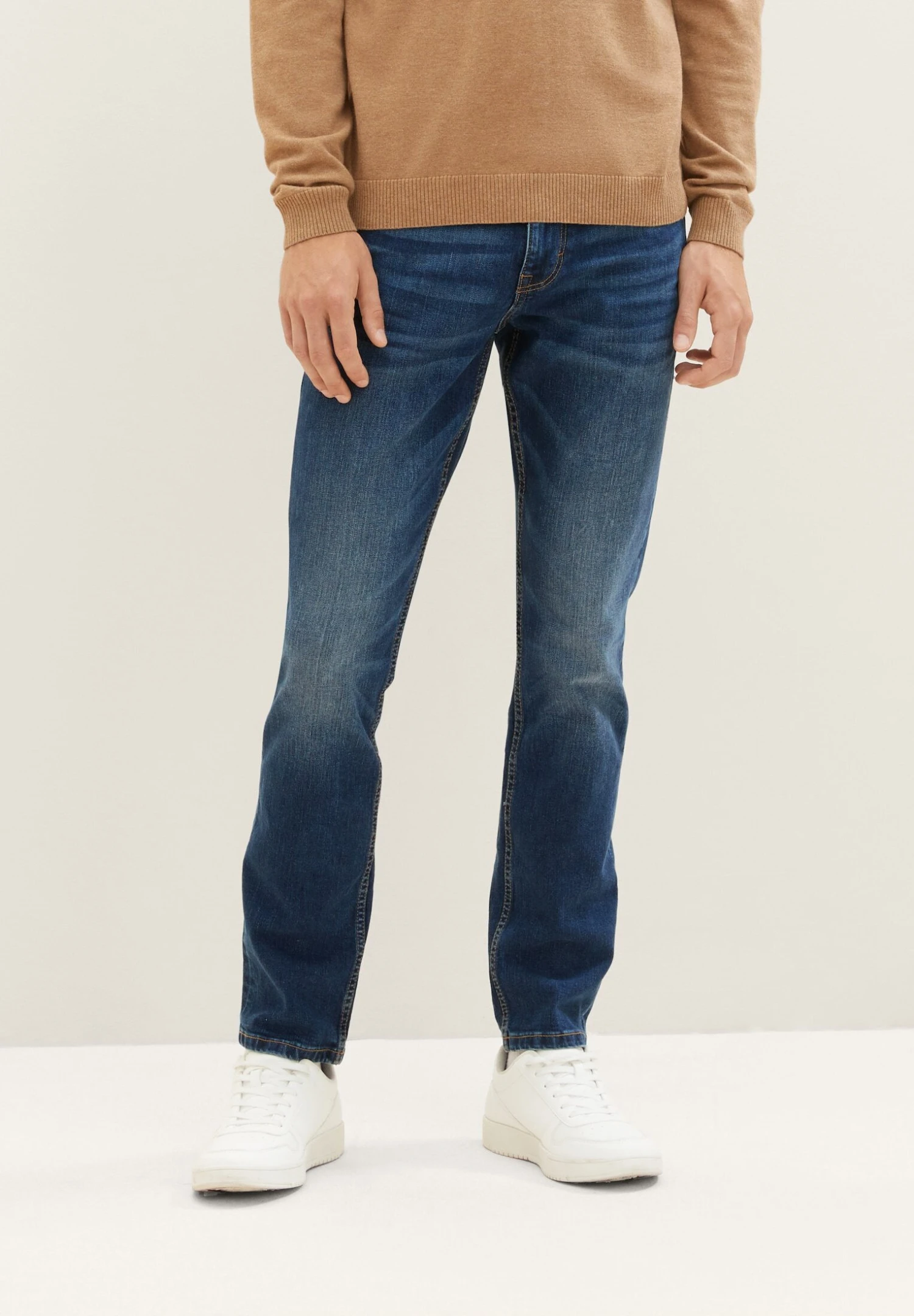 Tom Tailor Josh - Straight Leg Jeans - Mid Stone Wash Denim 1 Tom Tailor Josh - Straight Leg Jeans - Mid Stone Wash Denim
