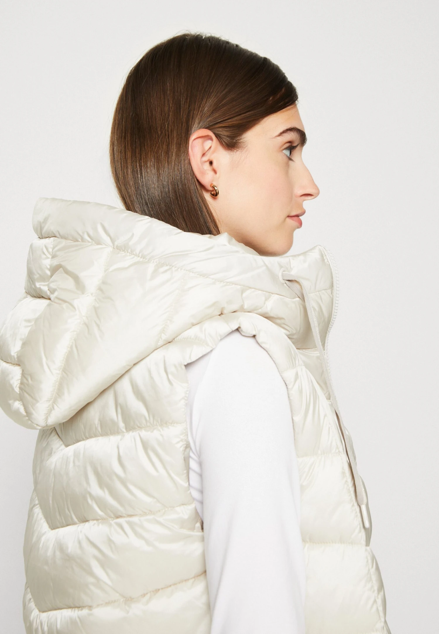 Tom Tailor Long Lightweigt Vest - Bodywarmer - Clouds Grey 4 Tom Tailor Long Lightweigt Vest - Bodywarmer - Clouds Grey - Afbeelding 4