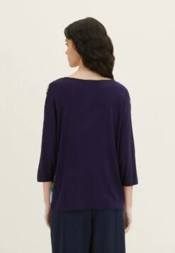 Tom Tailor GemustertesMit Fledermausärmeln - T-Shirt Print - Green Flower Design 9 Tom Tailor GemustertesMit Fledermausärmeln - T-Shirt Print - Green Flower Design -Tom Tailor 196cdc60a1b04714a0a480ea879c52c2