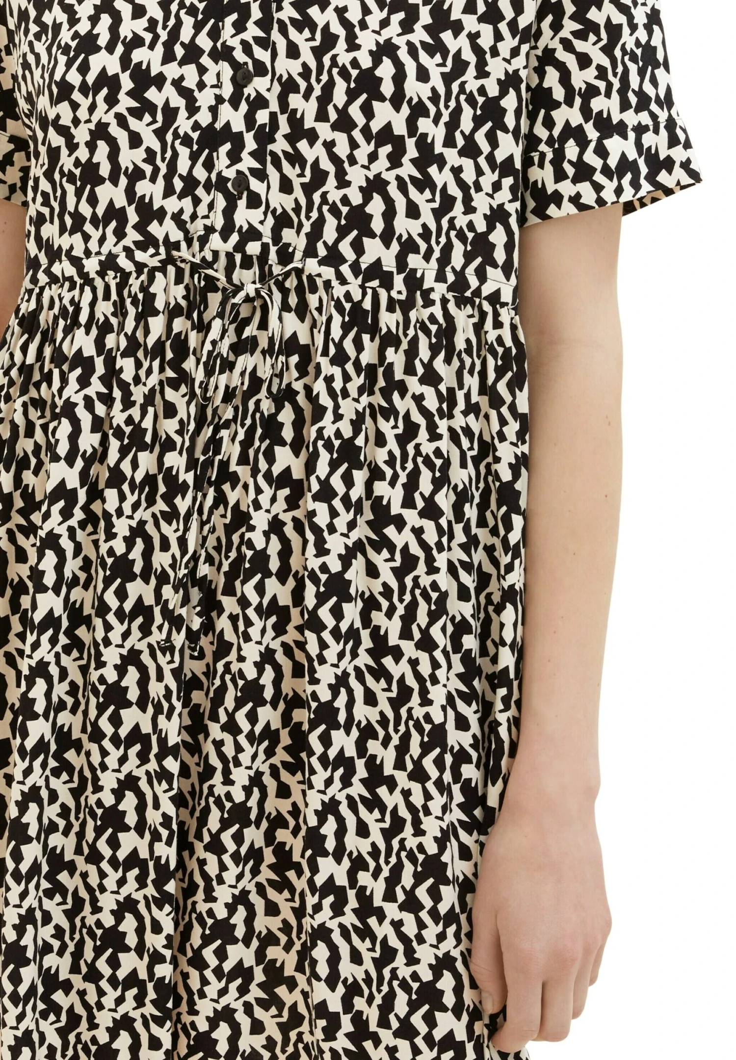 Tom Tailor Mit Allover-Print - Blousejurk - Black Small Abstract Design 4 Tom Tailor Mit Allover-Print - Blousejurk - Black Small Abstract Design - Afbeelding 4