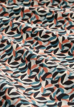 Tom Tailor Blouse - Small Abstract Shapes Design 14 Tom Tailor Blouse - Small Abstract Shapes Design -Tom Tailor 1cdb923f4d504912a7c98a06f122c76d