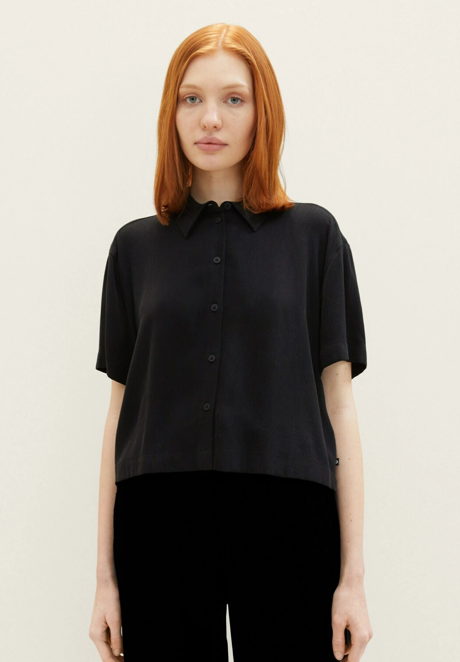 TOM TAILOR Denim Kurzarm - Overhemdblouse - Deep Black 1 TOM TAILOR Denim Kurzarm - Overhemdblouse - Deep Black