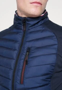 Tom Tailor Hybrid- Jas - Sky Captain Blue 11 Tom Tailor Hybrid- Jas - Sky Captain Blue -Tom Tailor 27c66d31dbc8454bb35891aff943f4d9