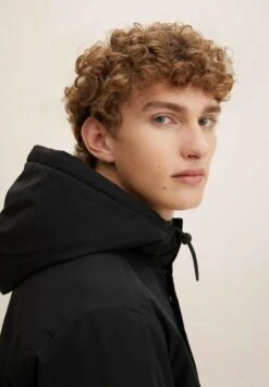 TOM TAILOR Denim Regular Fit - Outdoorjas - Black 10 TOM TAILOR Denim Regular Fit - Outdoorjas - Black -Tom Tailor 2bab4daf11e143aa94a226fdfa418821