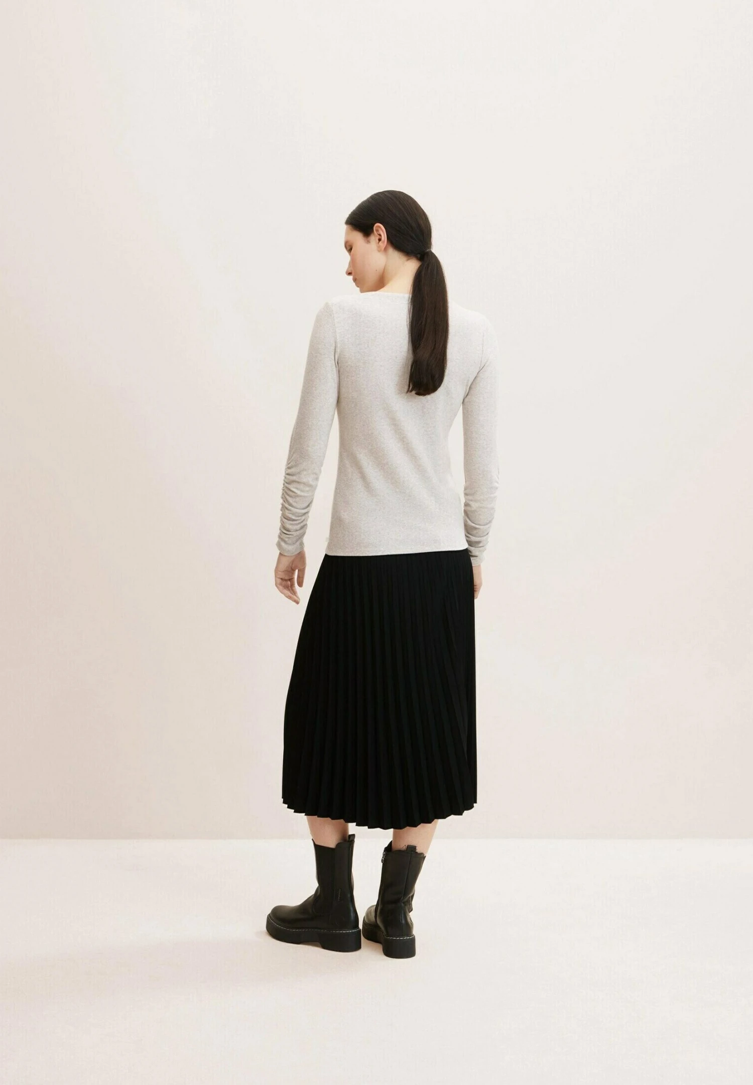 TOM TAILOR Denim Mit U-Boot Ausschnitt - Longsleeve - Cloud Grey Melange 3 TOM TAILOR Denim Mit U-Boot Ausschnitt - Longsleeve - Cloud Grey Melange - Afbeelding 3