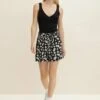 TOM TAILOR Denim Mit Blumenmuster Und Integriertem Gürtel - Shorts - Black Daisy Print