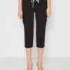 Tom Tailor Alexa Capri - Shorts - Deep Black