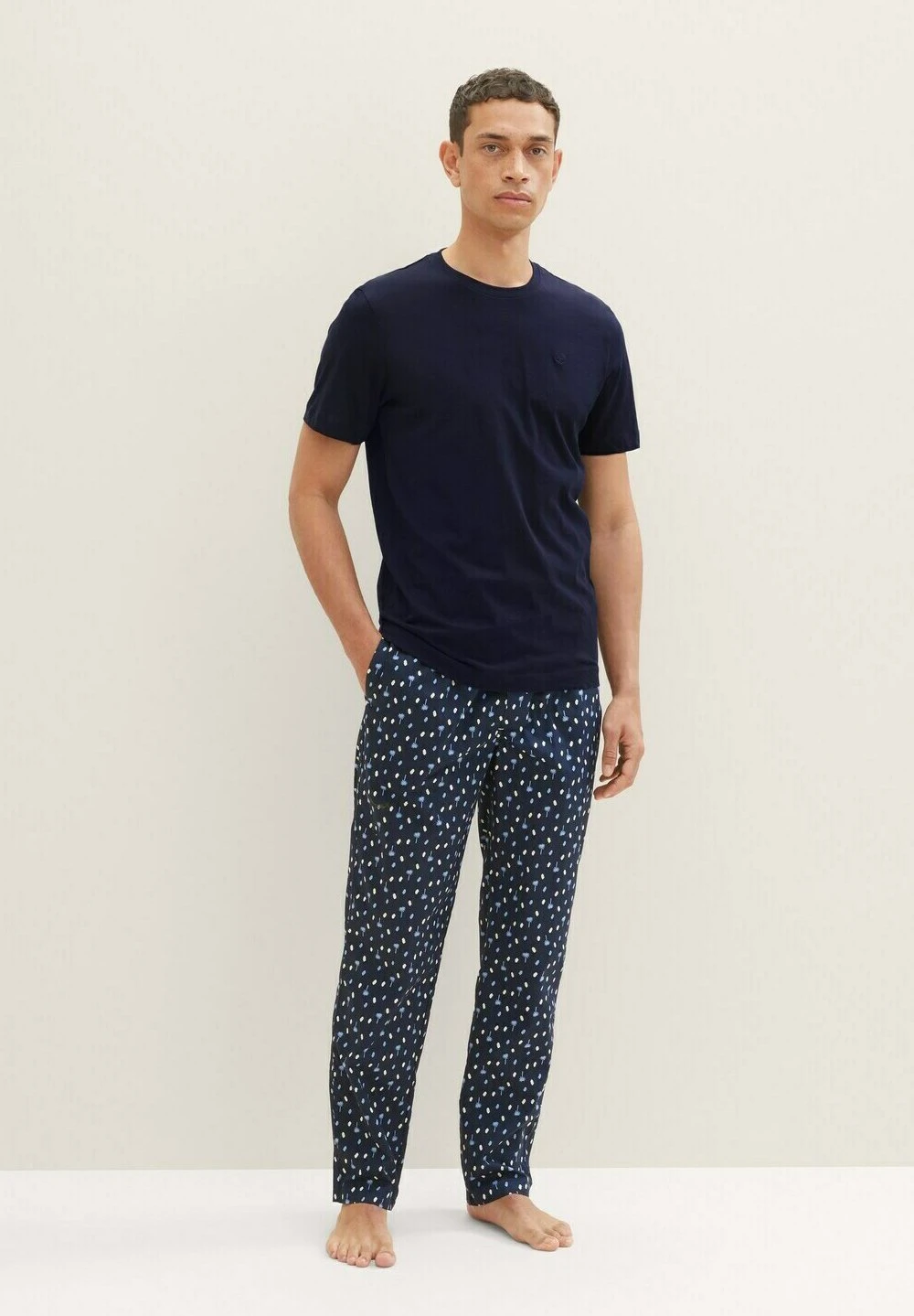 Tom Tailor Mit Palmenprint - Pyjamabroek - Blue Dark Allover 2 Tom Tailor Mit Palmenprint - Pyjamabroek - Blue Dark Allover - Afbeelding 2