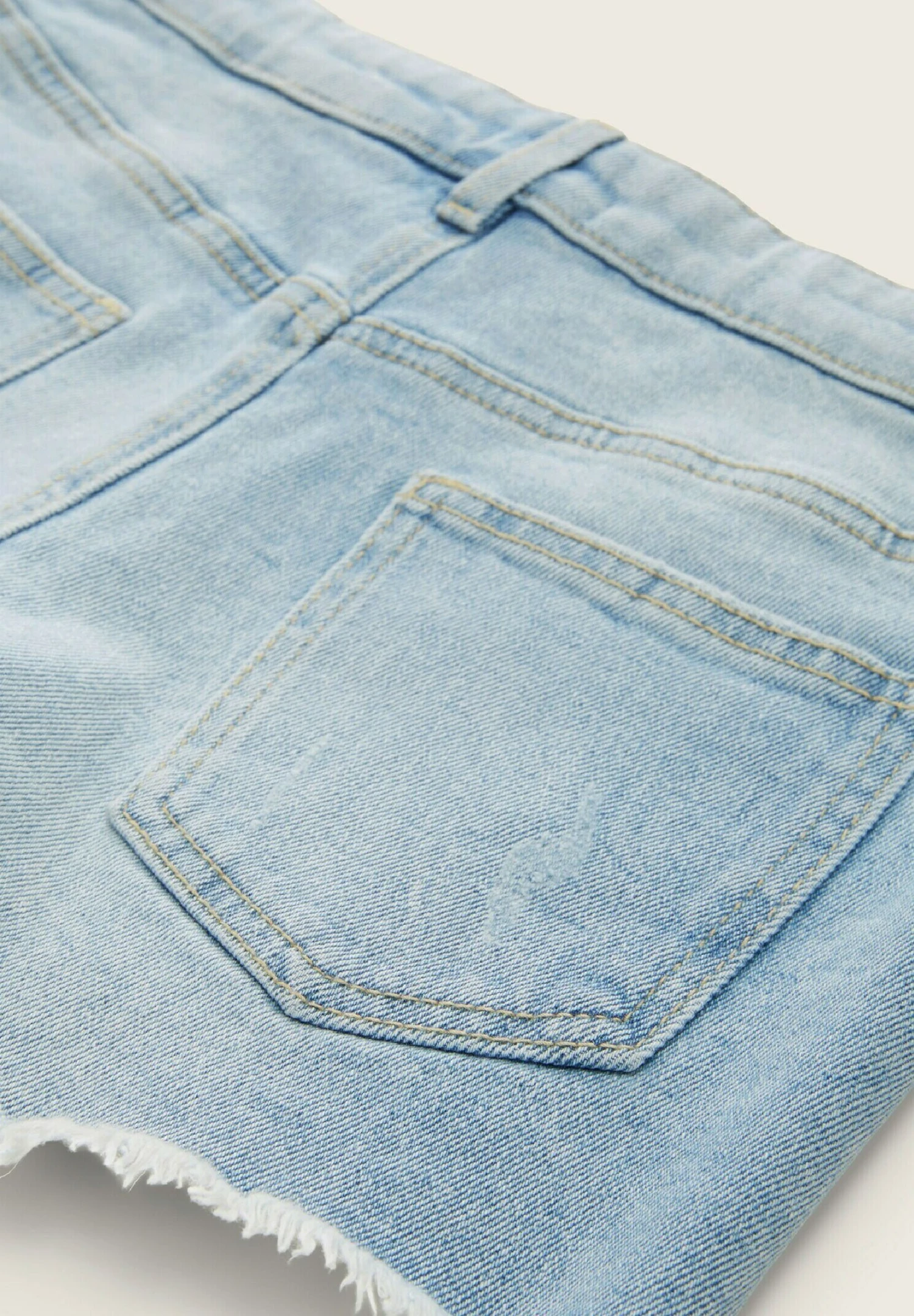 Tom Tailor Im Used-Look - Jeansshort - Used Light Stone Blue Denim 3 Tom Tailor Im Used-Look - Jeansshort - Used Light Stone Blue Denim - Afbeelding 3