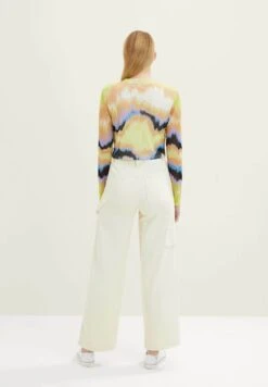 TOM TAILOR Denim Cropped - Longsleeve - New Batik Print 8 TOM TAILOR Denim Cropped - Longsleeve - New Batik Print -Tom Tailor 69494f46f2334c43bffdfe1fbf99f31f