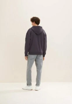 TOM TAILOR Denim Mit Logo-Detail - Sweater Met Rits - Coal Grey 11 TOM TAILOR Denim Mit Logo-Detail - Sweater Met Rits - Coal Grey -Tom Tailor 733900681bf246a58560e1ba22bc3e17