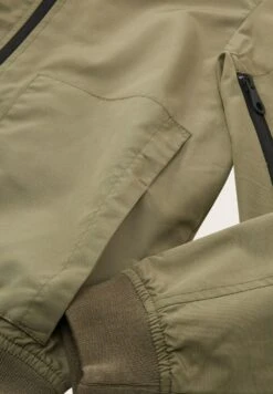 Tom Tailor Mit Abnehmbarer - Bomberjacks - Dusty Olive Green 5 Tom Tailor Mit Abnehmbarer - Bomberjacks - Dusty Olive Green -Tom Tailor 75916e49e011433c8e5e7d05a9b6279f