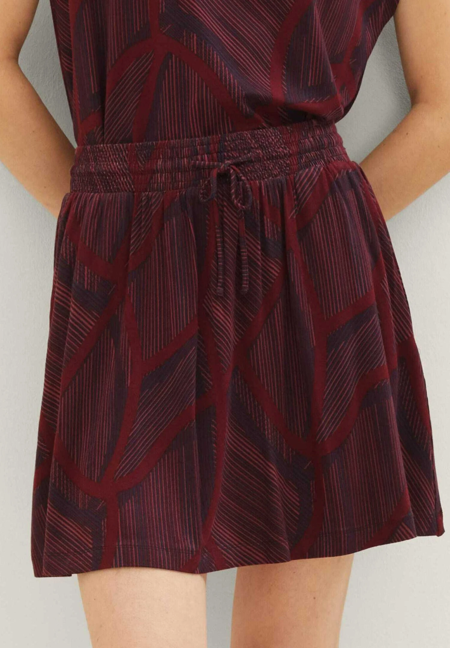 Tom Tailor A-Lijn Rok - Navy Abstract Lines 4 Tom Tailor A-Lijn Rok - Navy Abstract Lines - Afbeelding 4