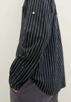 TOM TAILOR Denim Mit Stehkragen - Overhemd - Black Stripe 10 TOM TAILOR Denim Mit Stehkragen - Overhemd - Black Stripe -Tom Tailor 83b9b1615edd4a46bc6fb0125e645946