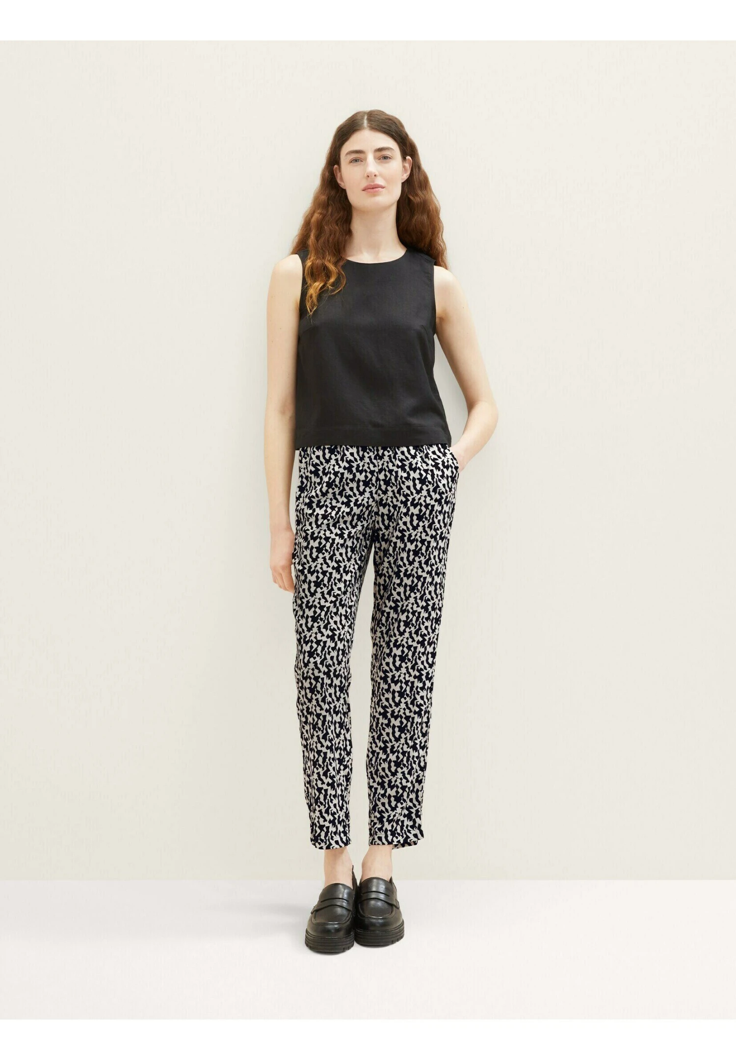 Tom Tailor Cropped - Broek - Black Small Abstract Design 2 Tom Tailor Cropped - Broek - Black Small Abstract Design - Afbeelding 2