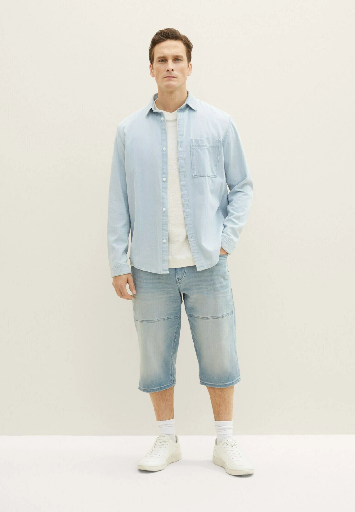 Tom Tailor Morris Overknee - Jeansshort - Light Stone Blue Grey Denim 2 Tom Tailor Morris Overknee - Jeansshort - Light Stone Blue Grey Denim - Afbeelding 2