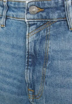 TOM TAILOR Denim Relaxed Fit Jeans - Used Light Stone Blue Denim -Tom Tailor 96f53a6402dd47b4871eaf9da96415d0