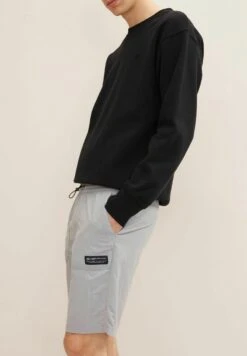 TOM TAILOR Denim Shorts - Smooth Grey 9 TOM TAILOR Denim Shorts - Smooth Grey -Tom Tailor 98344e19a25b4775bd07fc1ec1bf468f