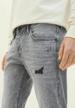 TOM TAILOR Denim Piers Slim- Slim Fit Jeans - Used Light Stone Grey Denim 24 TOM TAILOR Denim Piers Slim- Slim Fit Jeans - Used Light Stone Grey Denim -Tom Tailor 9cb6cebed0074db0a8861af9ea392cbd