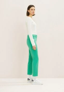 Tom Tailor Mia- Chino - Vivid Leaf Green -Tom Tailor a31e82ba46bb4ef7bdaef3c6ac05c897