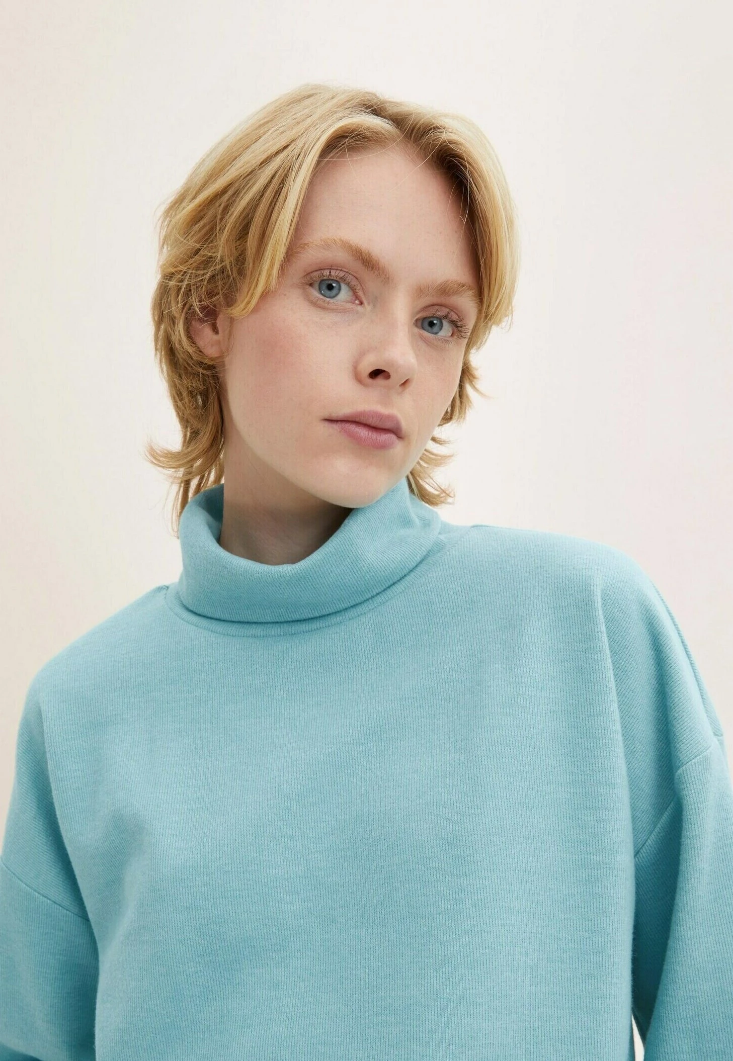 TOM TAILOR Denim Cropped Mit Rollkragen - Sweater - Reef Blue Melange 4 TOM TAILOR Denim Cropped Mit Rollkragen - Sweater - Reef Blue Melange - Afbeelding 4