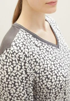 Tom Tailor Plus-Gemustertes - Longsleeve - Grey Floral Design -Tom Tailor acca87179f46457392af8504c9a96253