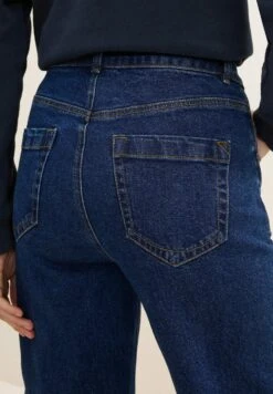 Tom Tailor Straight Leg Jeans - Clean Mid Stone Blue Denim 11 Tom Tailor Straight Leg Jeans - Clean Mid Stone Blue Denim -Tom Tailor b12e063f8e88475ba15c4753b3d31932