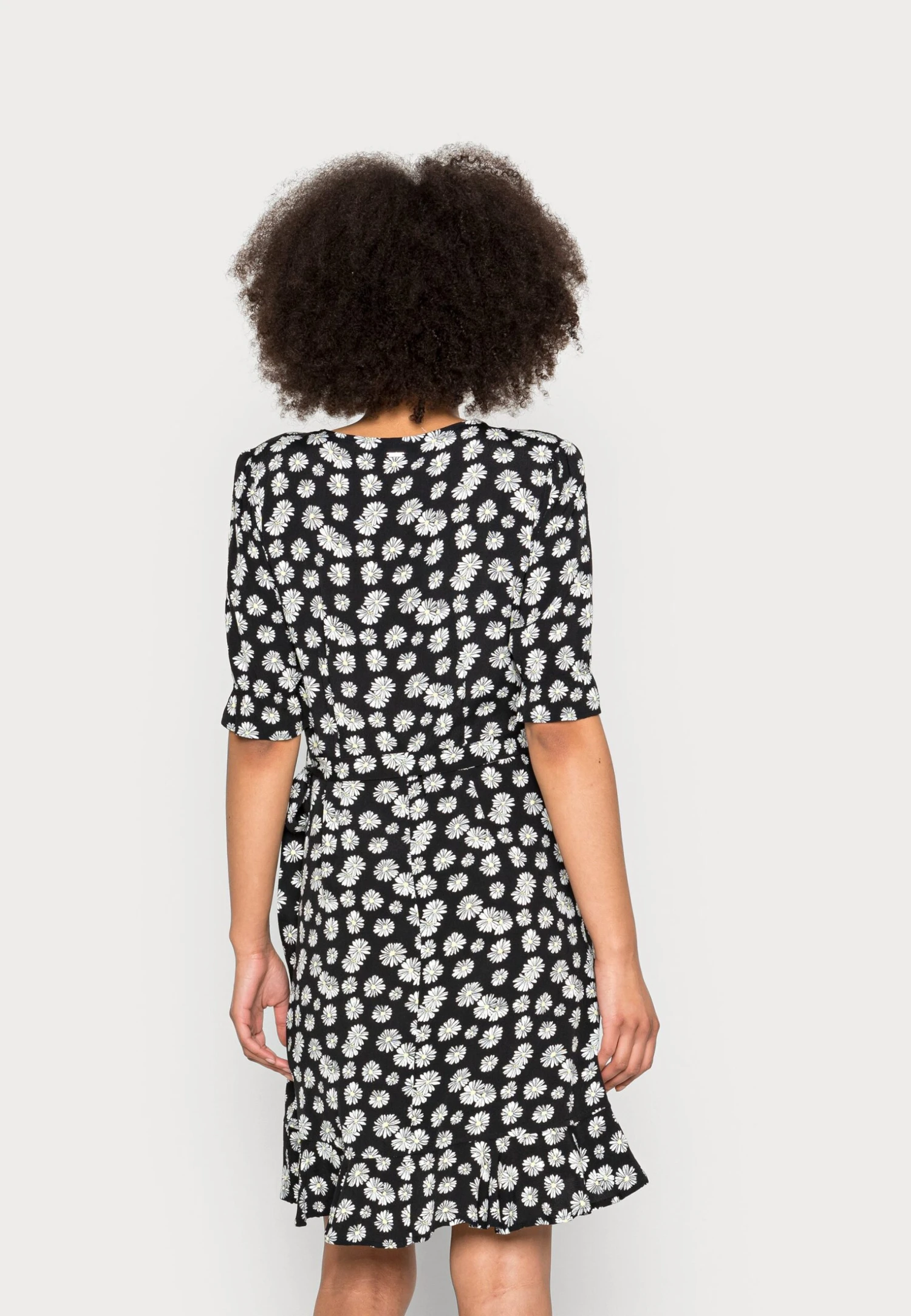 TOM TAILOR Denim Printed Wrap Dress - Jurk - Black Daisy 3 TOM TAILOR Denim Printed Wrap Dress - Jurk - Black Daisy - Afbeelding 3