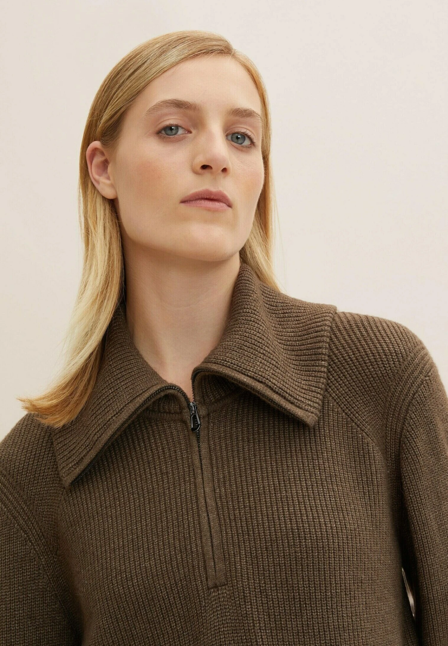 Tom Tailor Mit Troyer Kragen - Trui - Tarmac Khaki Melange 4 Tom Tailor Mit Troyer Kragen - Trui - Tarmac Khaki Melange - Afbeelding 4