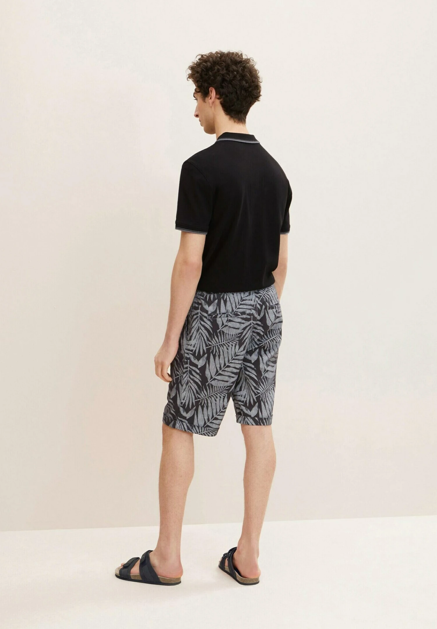 TOM TAILOR Denim Shorts - Grey Big Watery Leaves Print 3 TOM TAILOR Denim Shorts - Grey Big Watery Leaves Print - Afbeelding 3