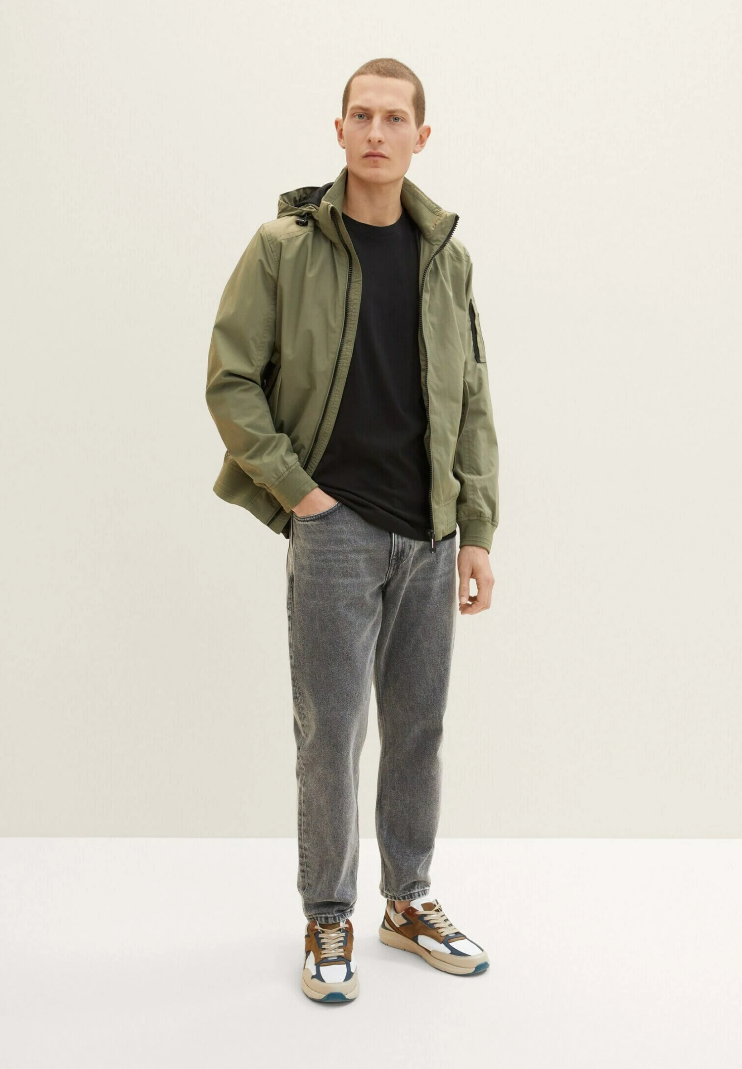 Tom Tailor Lichte Jas - Dusty Olive Green 2 Tom Tailor Lichte Jas - Dusty Olive Green - Afbeelding 2