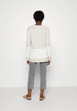 Tom Tailor Alexa - Straight Leg Jeans - Clean Light Stone Grey Denim -Tom Tailor c5ae8c70b708491baabd862de9e9e560