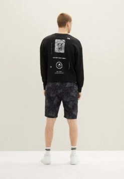 TOM TAILOR Denim Gemusterte Bermuda - Shorts - Black Tonal Leaf Lines Print 11 TOM TAILOR Denim Gemusterte Bermuda - Shorts - Black Tonal Leaf Lines Print -Tom Tailor d19d21c39dfa4b7daf3a28e161cabd76