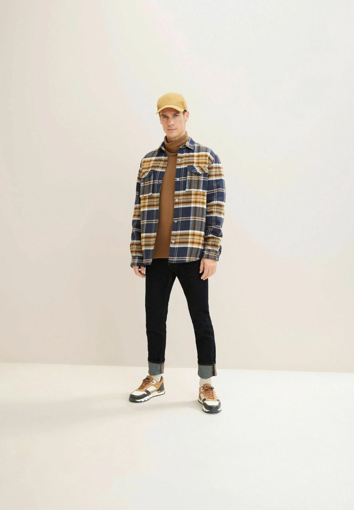 Tom Tailor Longsleeve Turtle Neck - Longsleeve - Otter Brown 2 Tom Tailor Longsleeve Turtle Neck - Longsleeve - Otter Brown - Afbeelding 2