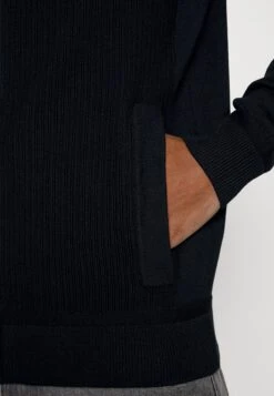 Tom Tailor Basic Structured - Vest - Black -Tom Tailor de262f70d5d245bd936c140eeabf38f3