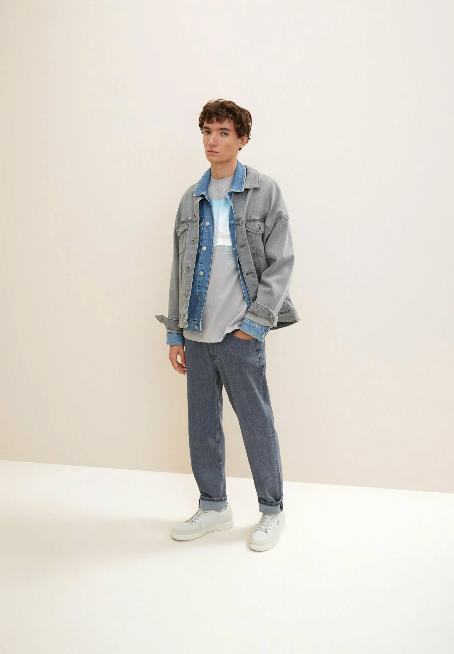 TOM TAILOR Denim Mit Fotoprint - T-Shirt Print - Explicit Grey 2 TOM TAILOR Denim Mit Fotoprint - T-Shirt Print - Explicit Grey - Afbeelding 2