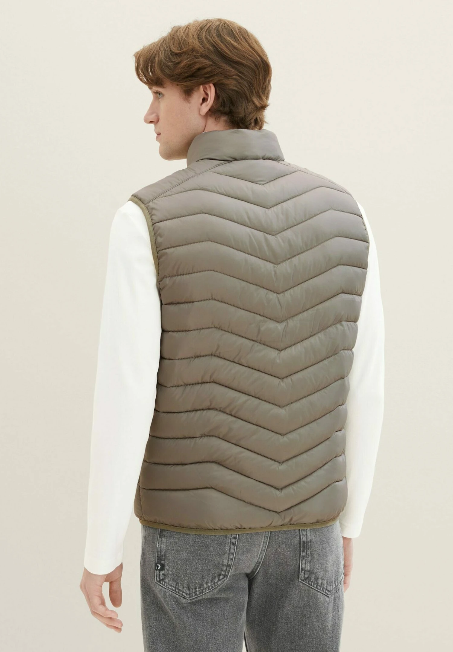Tom Tailor Light Weight - Bodywarmer - Smokey Olive Green 3 Tom Tailor Light Weight - Bodywarmer - Smokey Olive Green - Afbeelding 3