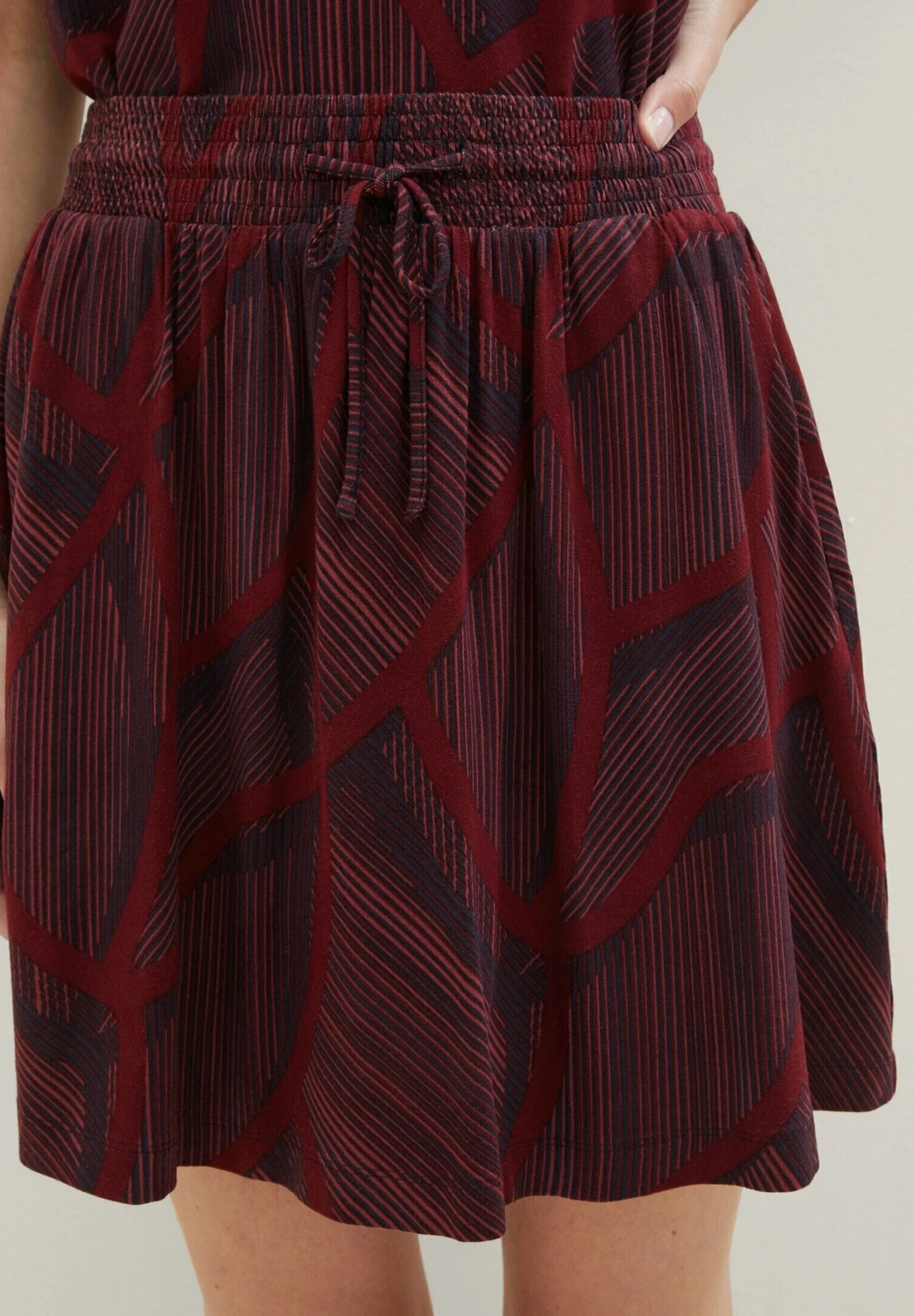 Tom Tailor A-Lijn Rok - Navy Abstract Lines 5 Tom Tailor A-Lijn Rok - Navy Abstract Lines - Afbeelding 5