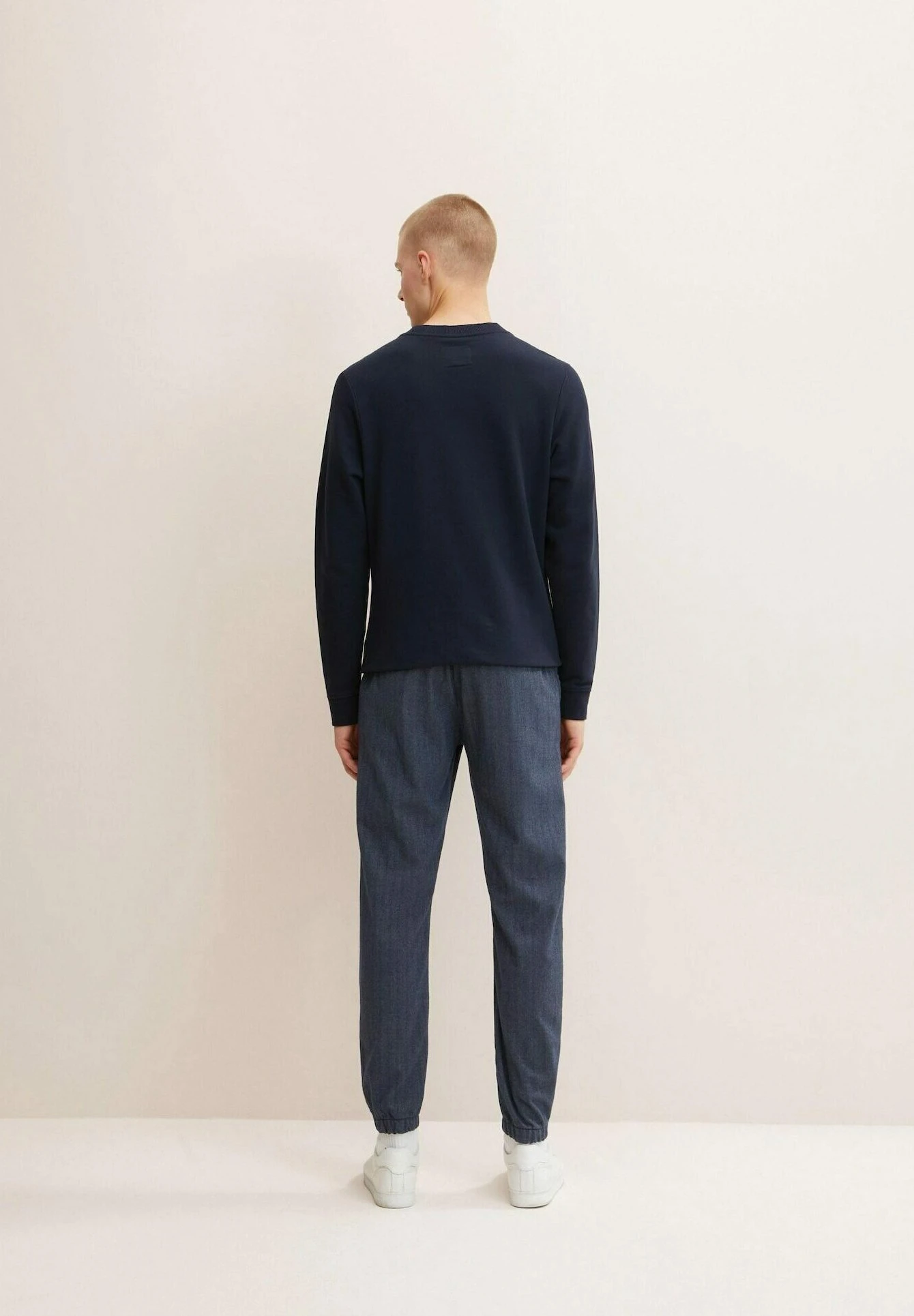 TOM TAILOR Denim Mit Seitlichen Eingrifftaschen - Trainingsbroek - Navy Melange Herringbone 3 TOM TAILOR Denim Mit Seitlichen Eingrifftaschen - Trainingsbroek - Navy Melange Herringbone - Afbeelding 3